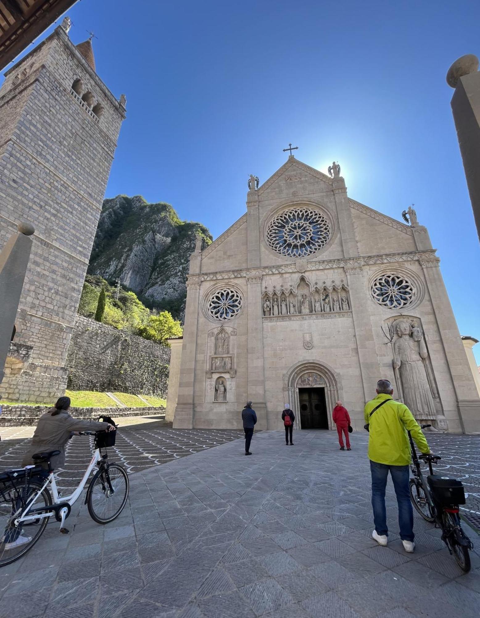 Ai Priori Aparthotel Gemona del Friuli Bagian luar foto