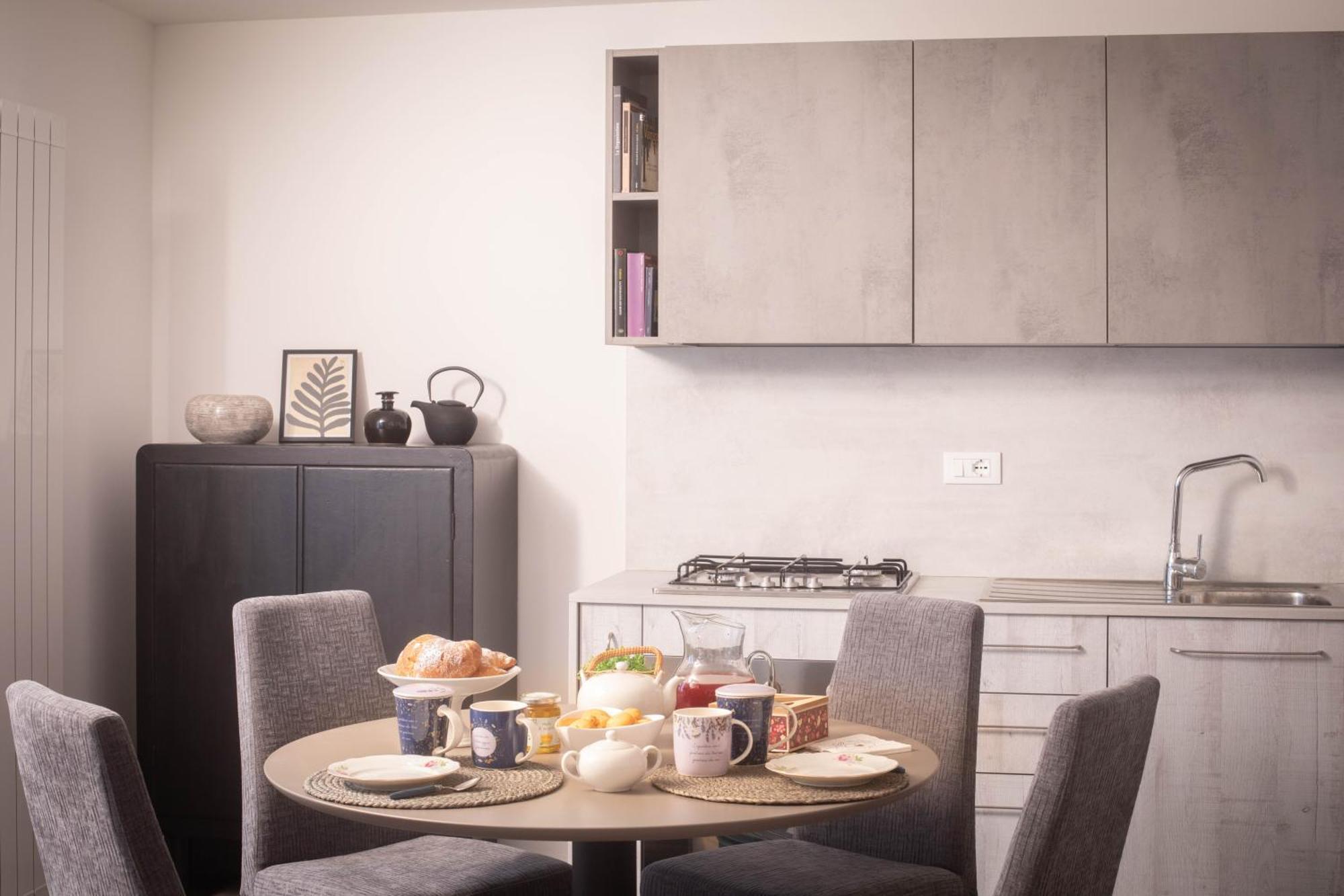 Ai Priori Aparthotel Gemona del Friuli Bagian luar foto